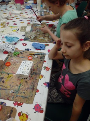WARSZTATY DECOUPAGE- SZKATUŁKA NA DROBIAZGI
